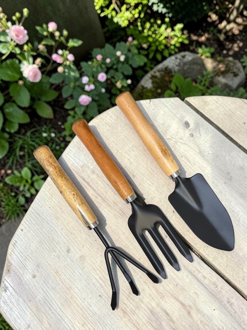 HERRAMIENTA JARDINERIA SET X 3 - Imagen 1